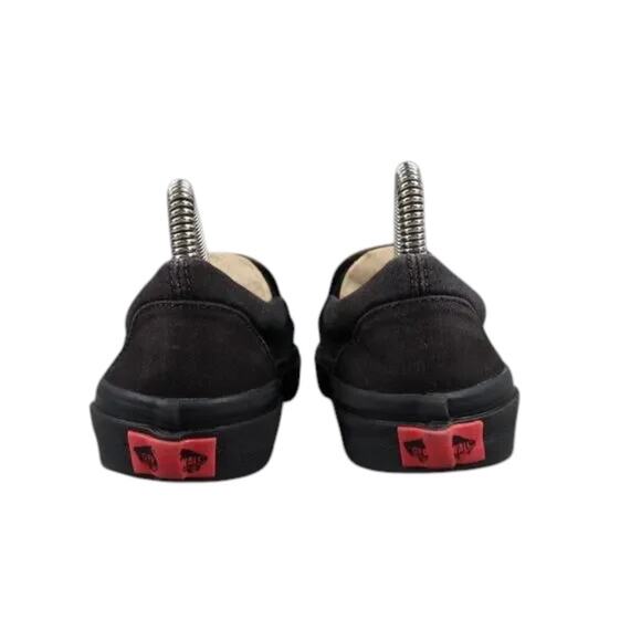 Vans Shoes Womens 6.5 Sneakers Classic Slip On Casual Black Canvas Skate Active - Picture 9 of 12